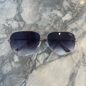 Quay Aviator High Key 126